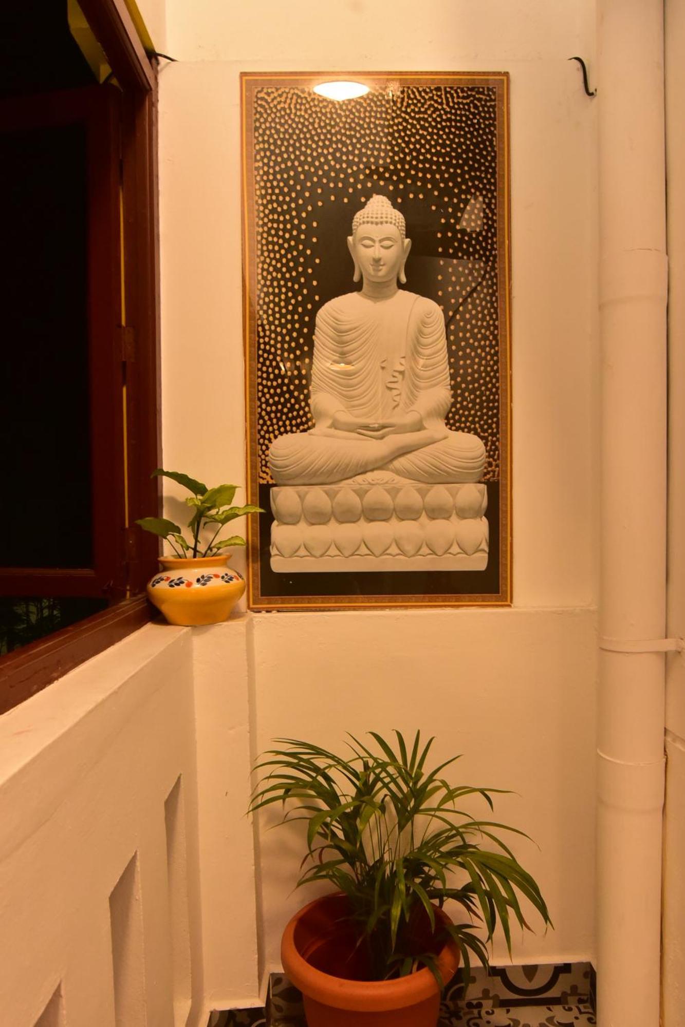 Chez Linda Home Stay Пондичерри Экстерьер фото