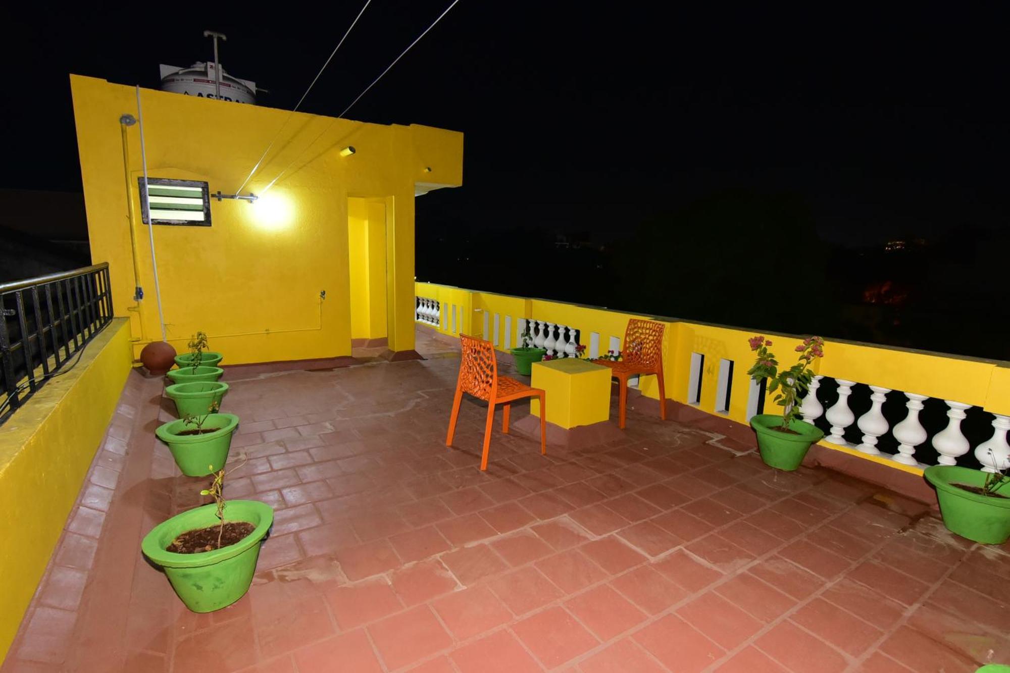 Chez Linda Home Stay Пондичерри Экстерьер фото