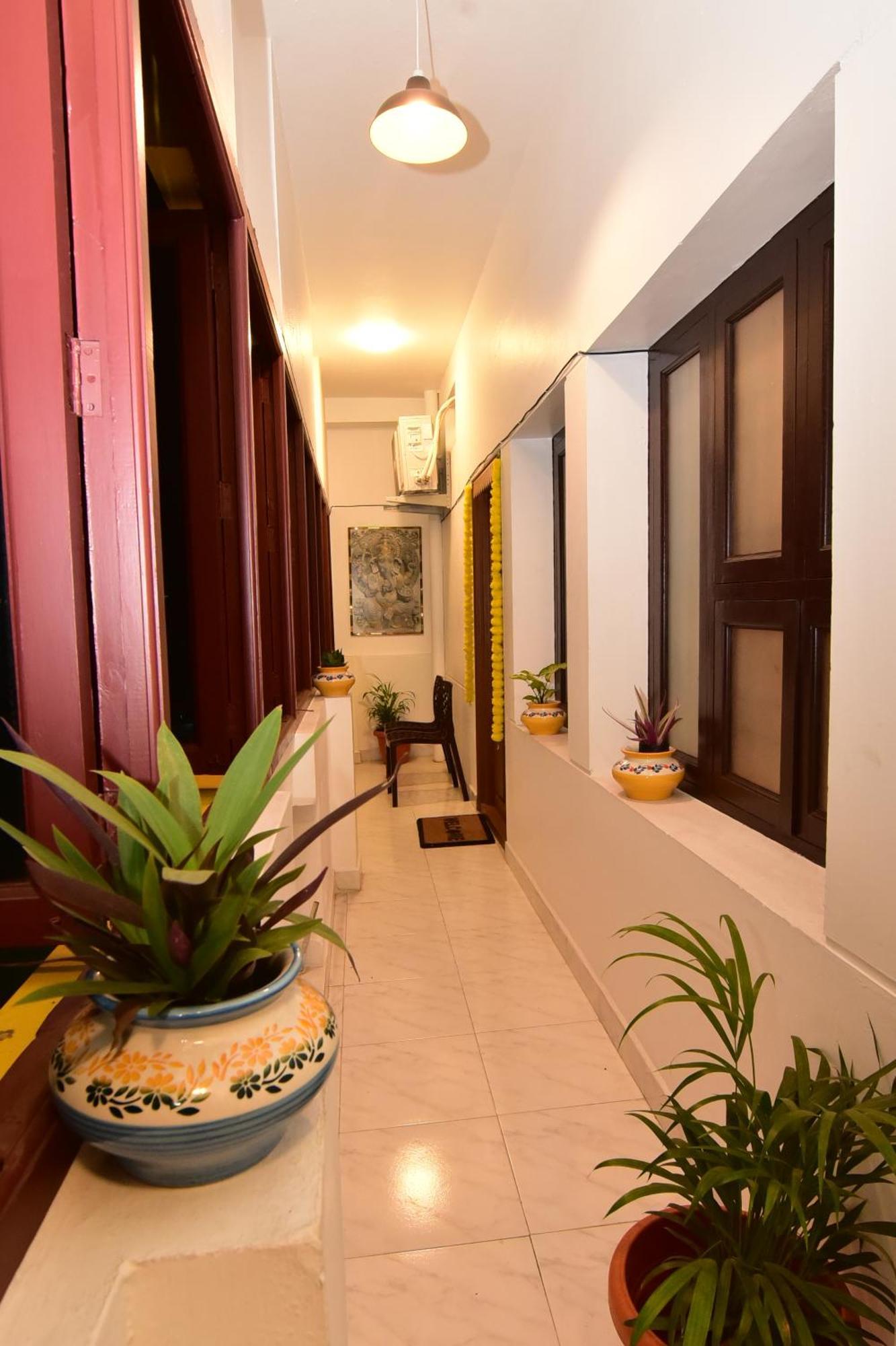 Chez Linda Home Stay Пондичерри Экстерьер фото
